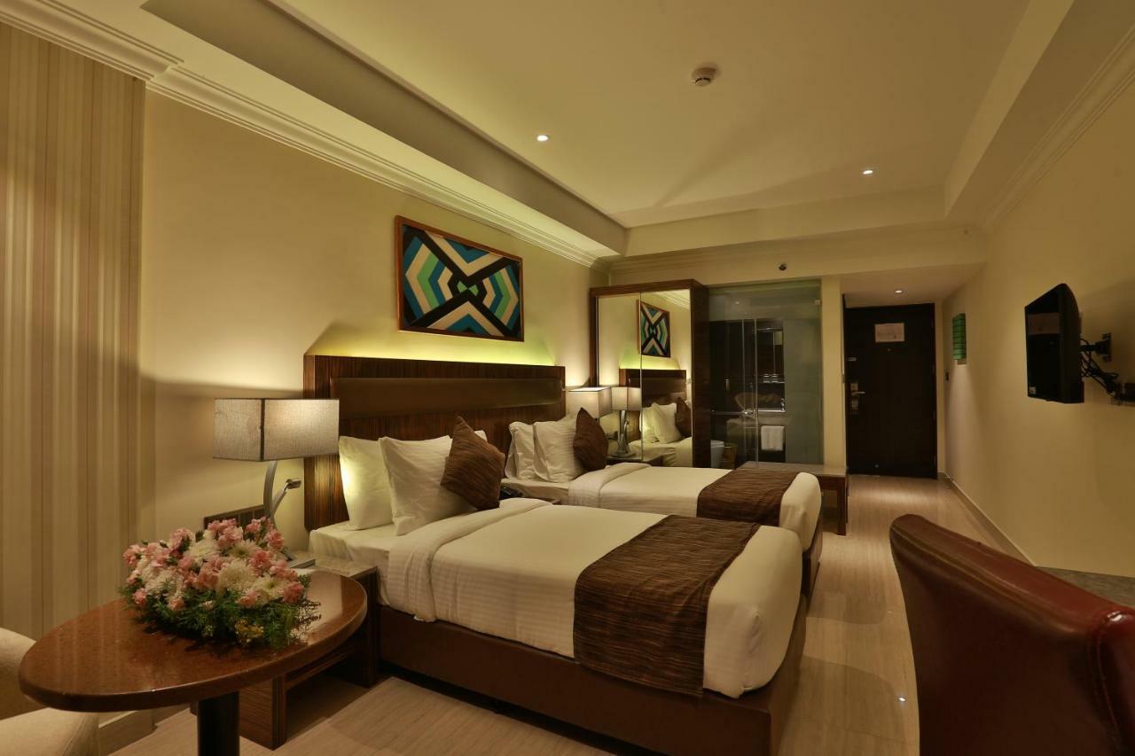 Hotel Luminara Kochi Dış mekan fotoğraf
